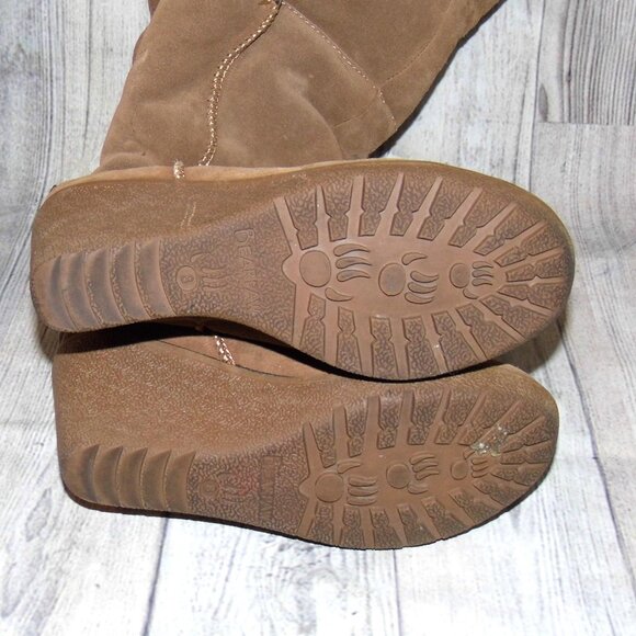 BEARPAW Highland Knee High Chestnut Suede/Sheepskin Wedge Boots Womens Size 8 - Picture 2 of 9